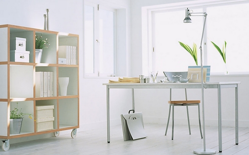 ��ɫ�Ҿ���α��� ����С���Ű�������