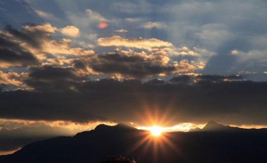 ����ɽ;�����عȲ�����ӣ��