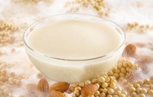 ţ���а�ɫѪҺ�ĳƺ� ţ�̺Ͷ���������