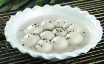 ������Ԫ���ڽ����س���Բ