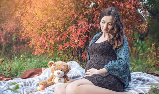 �и��Ժ���ʳ��Ա���Ӱ���ж��