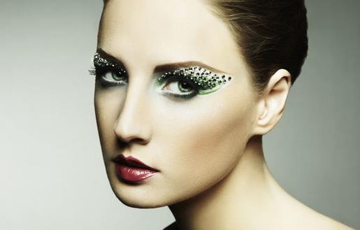 ��ױƷ��ʹ�������󹫿�